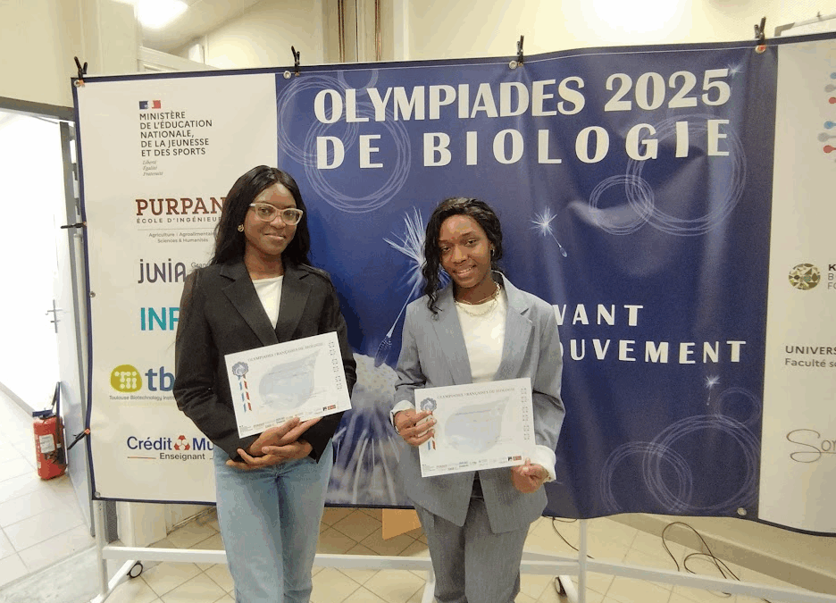 Le lycée Paul-Louis Courier brille aux Olympiades de Biologie 2025Participation des Élèves du Lycée aux Olympiades de Biologie